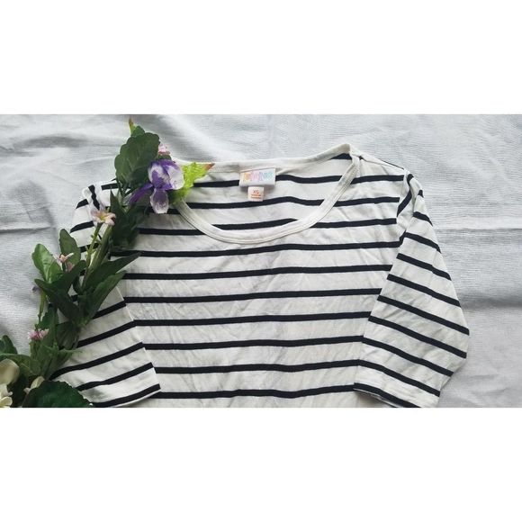 LulaRoe Black White Striped Knee Length Short Sleeve Dress XS - Picture 3 of 7